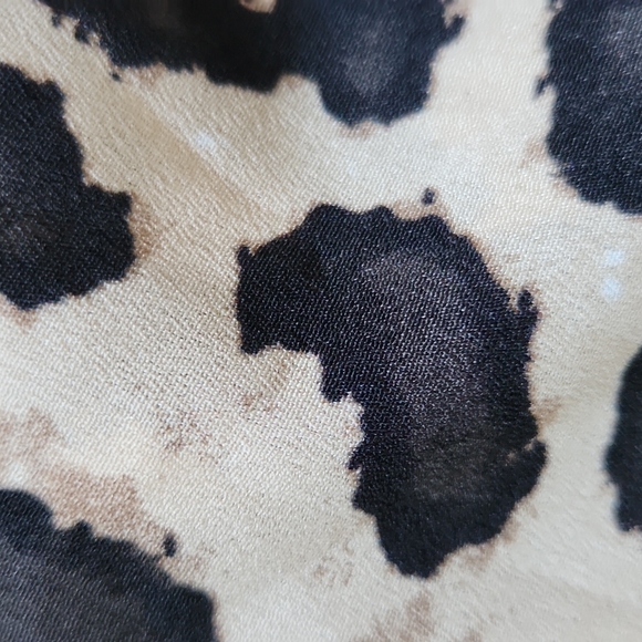 Leopard pants, sz M - Picture 5 of 8